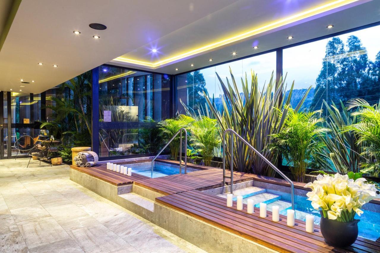 Movich Hotel Las Lomas Rionegro Esterno foto Spa at The Landmark